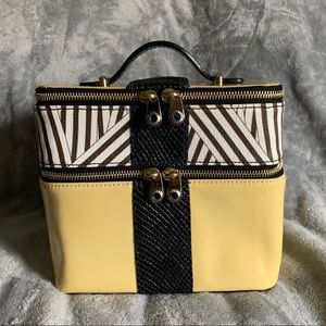 Henri Bendel Makeup/Jewlery Box